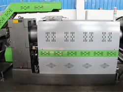 Shredder-Compactor Integrated Plastic PE Film PP Woven Bag Recycling Pelletizing Machine
