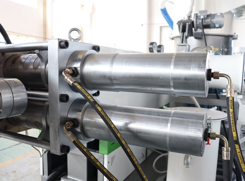 CPP OPP Film Compactor Cutter Recycling Pelletizing Line