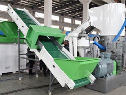 Shredder-Compactor Integrated Plastic PE Film PP Woven Bag Recycling Pelletizing Machine