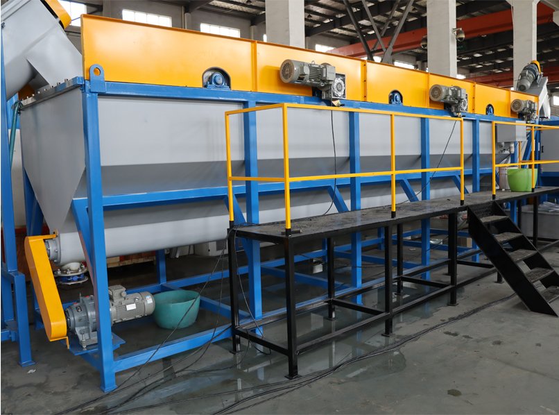 HDPE PP Milk Bottle Drum Bucket Container Pipe Tube Waste Plastic Recycling Shredding Cleaning Washing Line